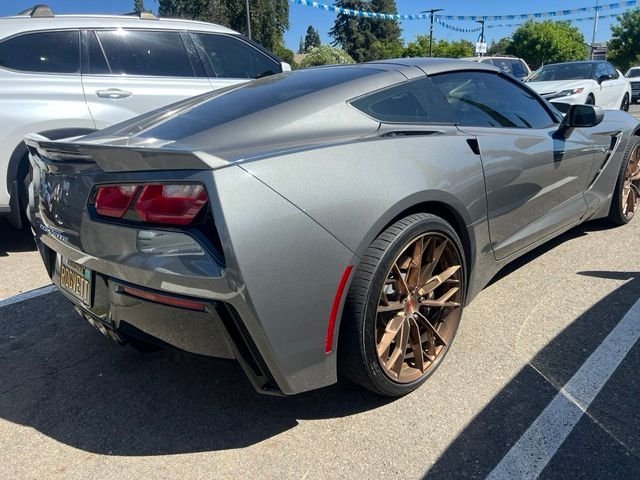 Used 2016 Gray Chevrolet Stingray image 7