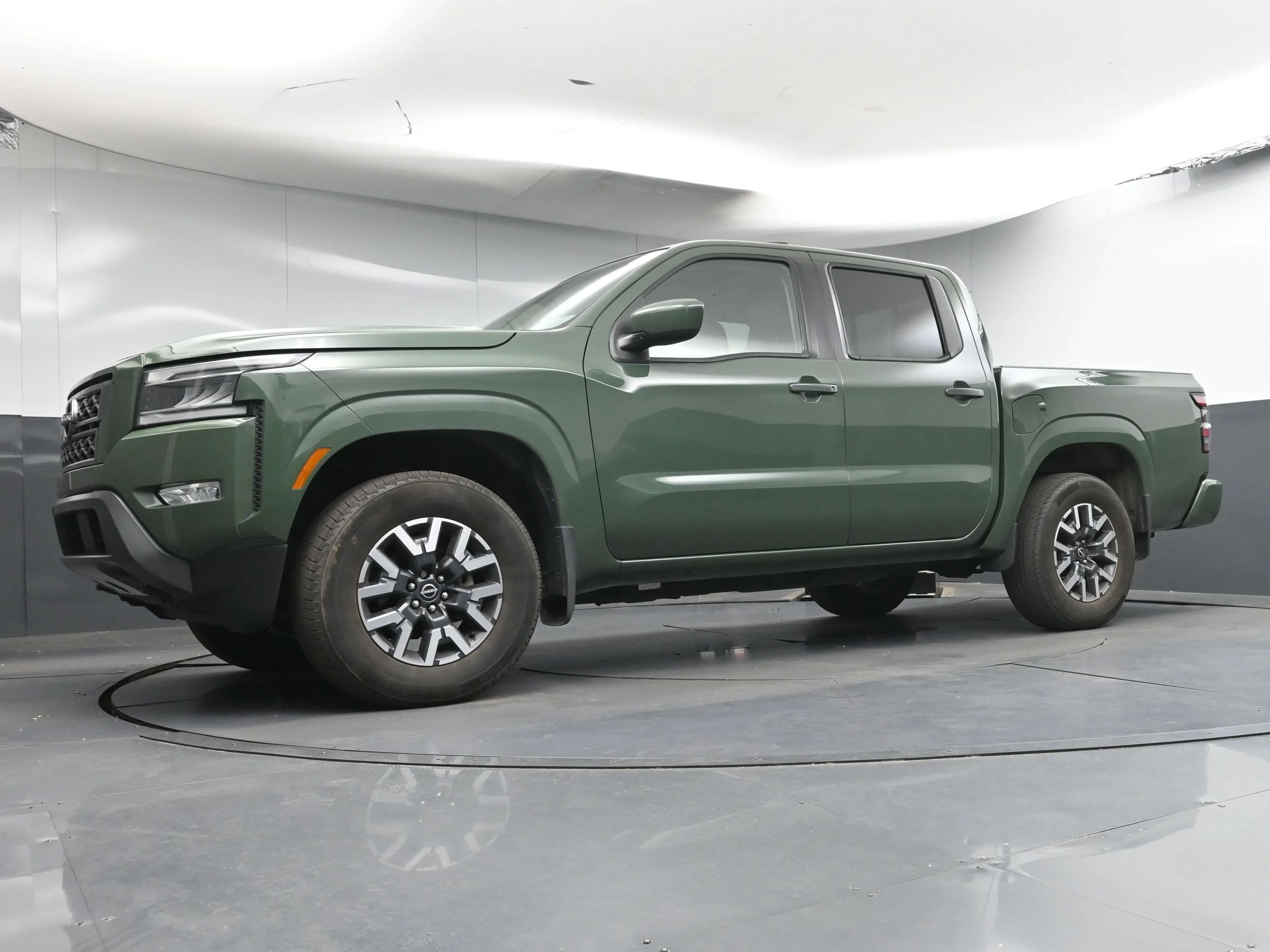 Certified Used 2024 Tactical Green Metallic Nissan SL image 24