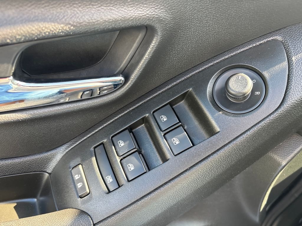 Used 2020 Gray Chevrolet LS image 14