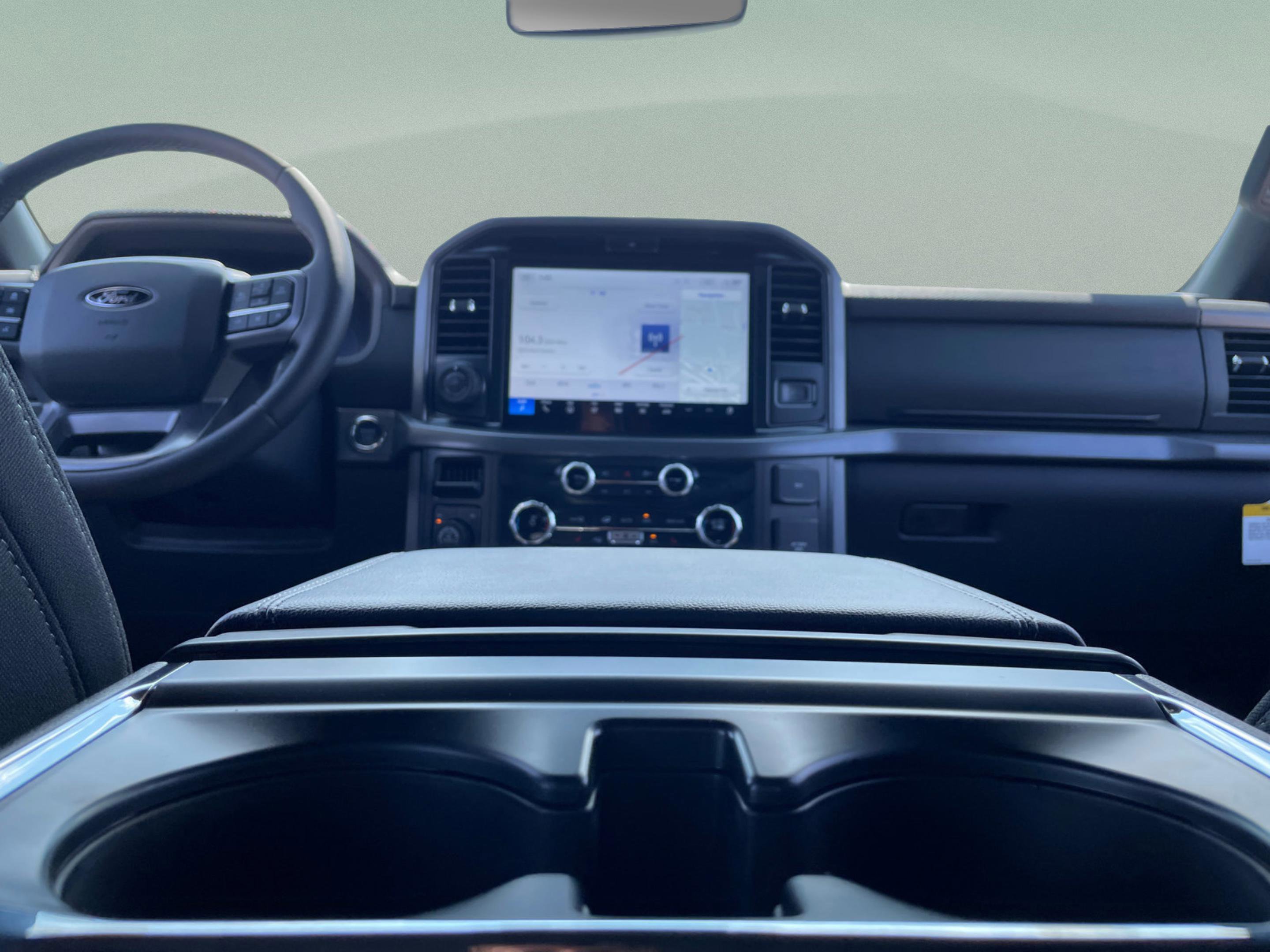 2025 Ford F-150 XLT - Photo 16