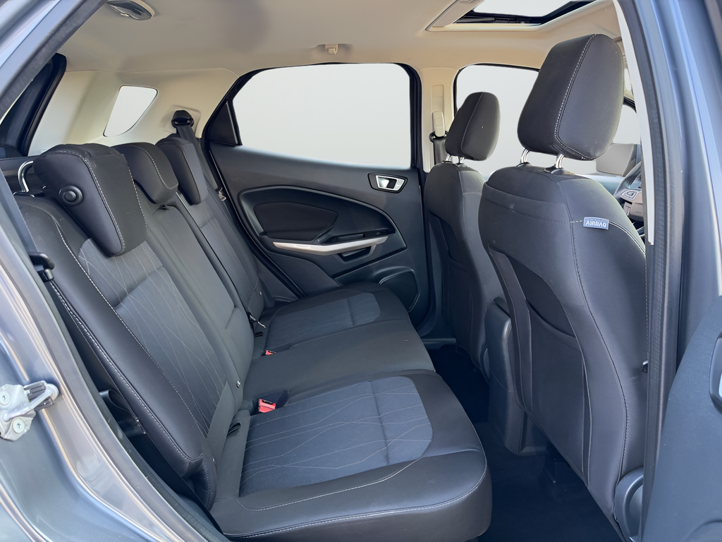 Used 2018 Gray Ford SE image 25