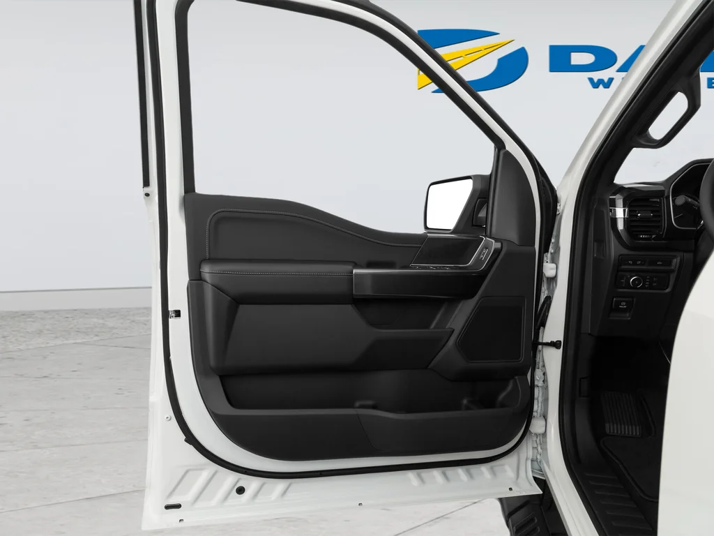 Used 2022 White Ford XLT image 12