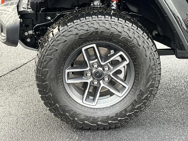 New 2026 Black Clear-Coat Exterior Paint Jeep Mojave image 11