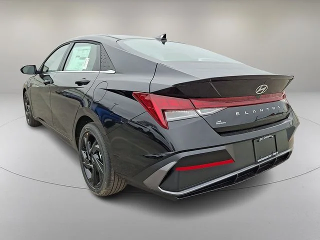 New 2026 Black Hyundai SEL Sport image 5
