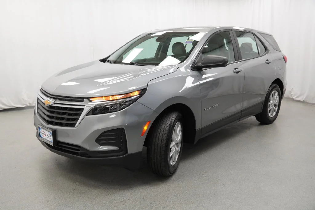 2024 Chevrolet Equinox LS - Photo 8