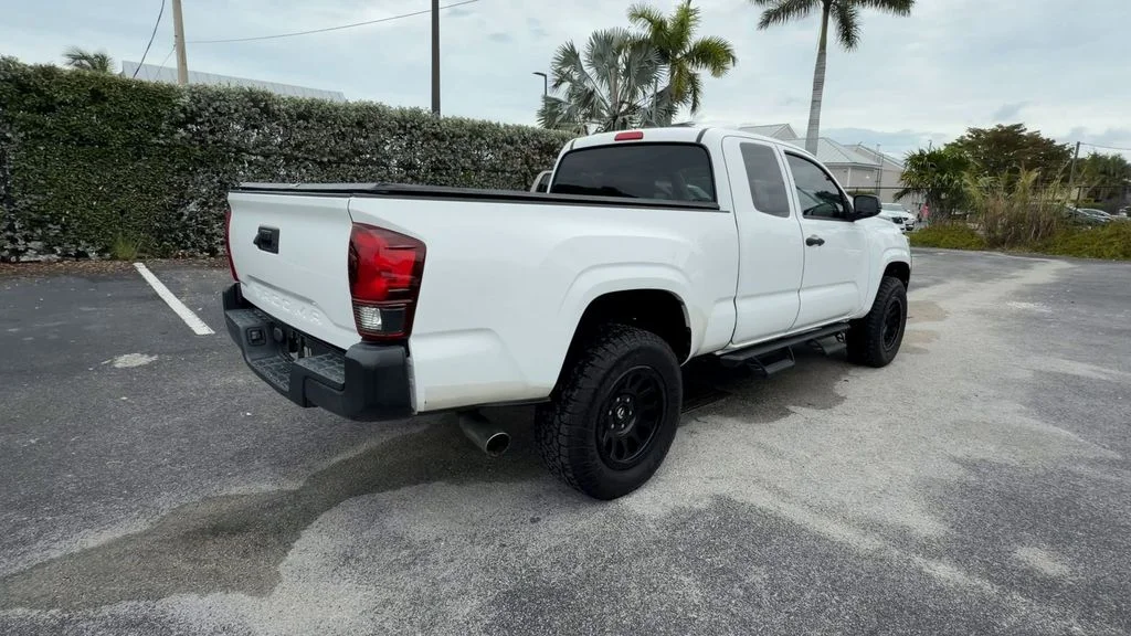 Used 2019 White Toyota SR image 8