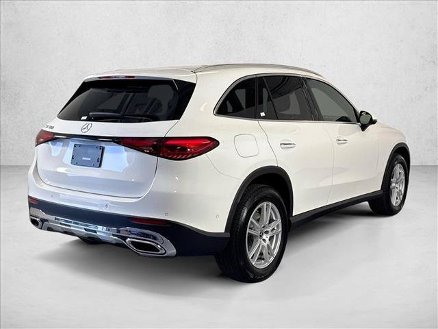 New 2026 Polar White Mercedes-Benz GLC 300 image 35