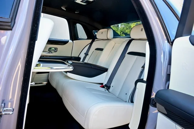 Used 2023 Tempest Grey Rolls-Royce Ghost Black Badge | Ultra-Rare Specification | Over $448,000 Ori image 21