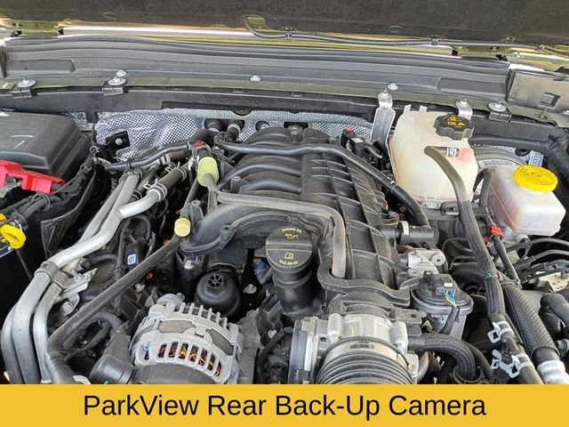 Used 2024 Green Jeep Sahara image 22
