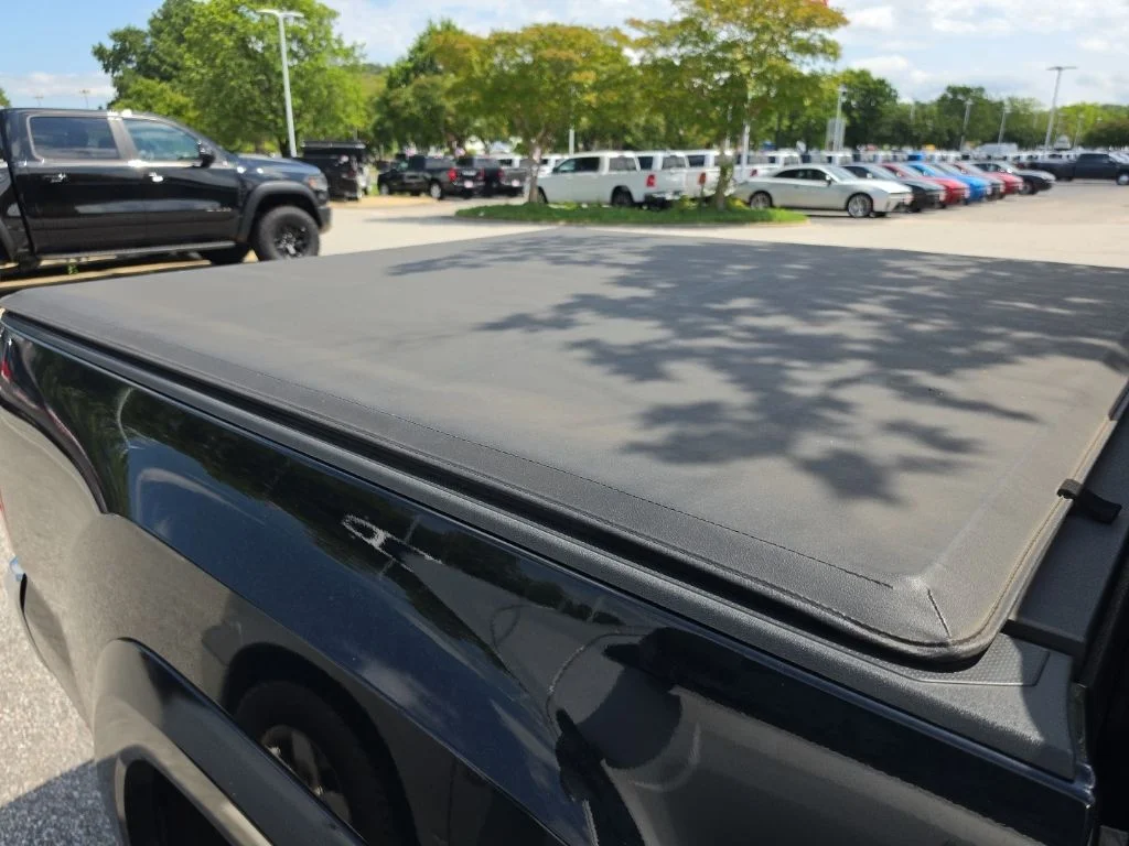 Used 2021 Black Toyota SR5 image 5