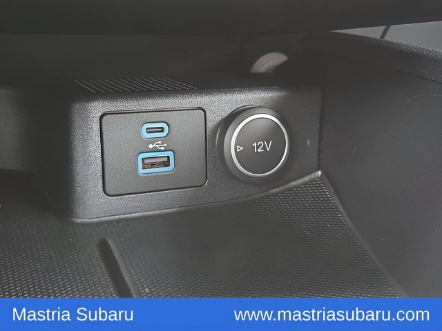 Used 2021 White Ford SE image 11