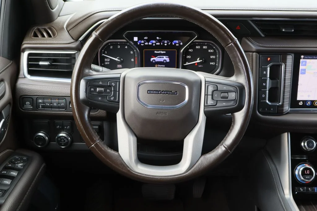 Used 2021 White GMC Denali image 14