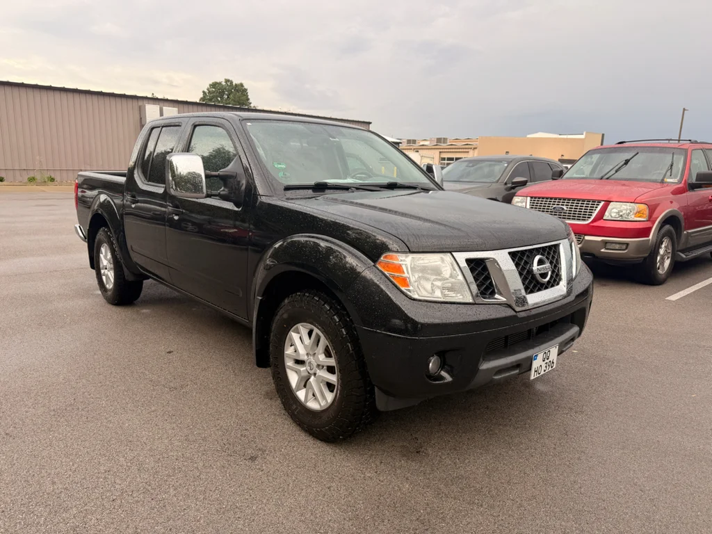 Certified Used 2019 Magnetic Black Pearl Nissan SV image 3