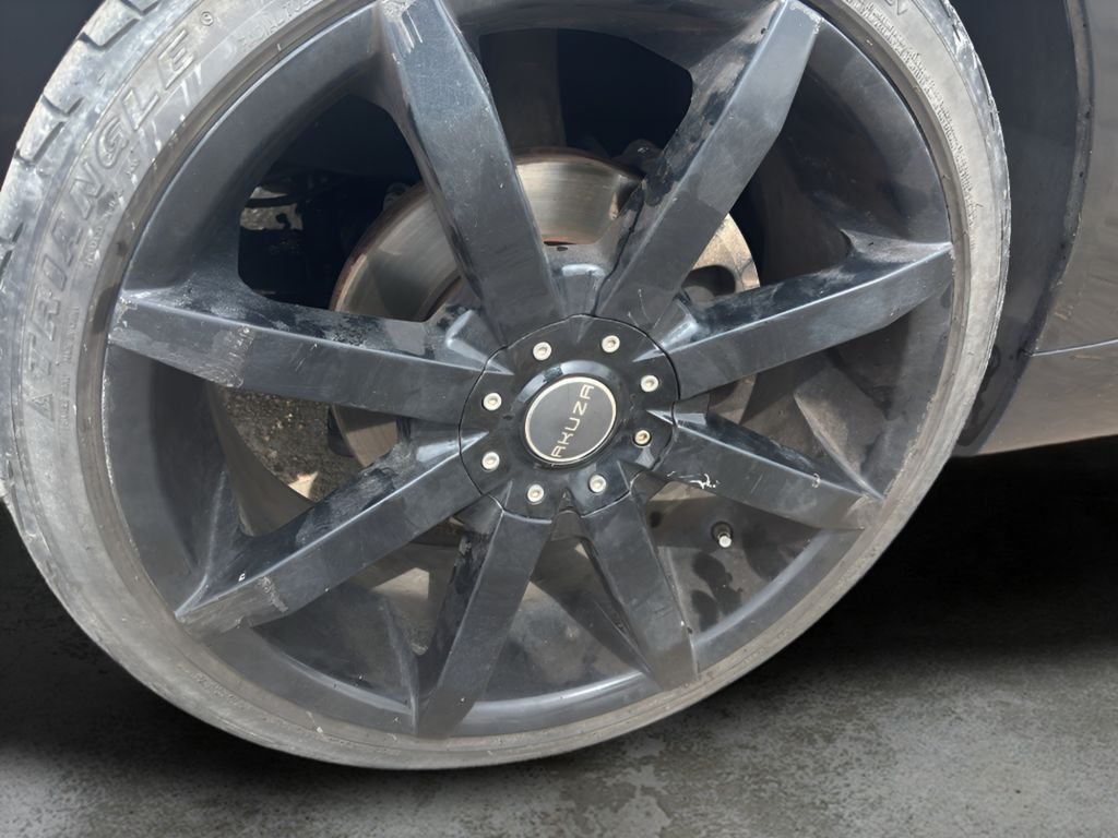 Used 2004 Black Raven Cadillac Base image 30
