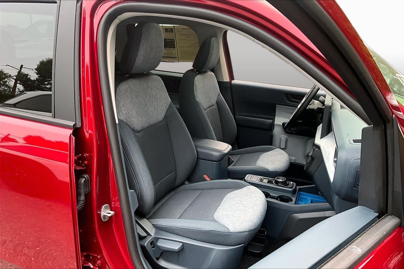 Pre-Owned 2025 Ford Maverick XLT
