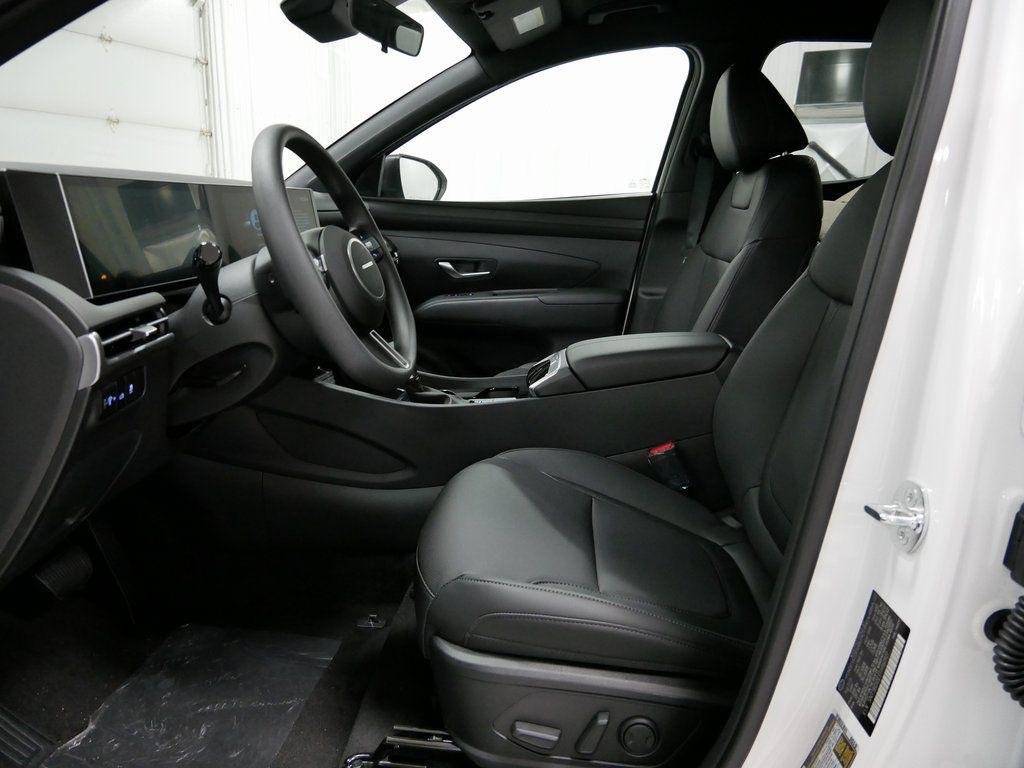 New 2026 White Hyundai SEL AWD image 7