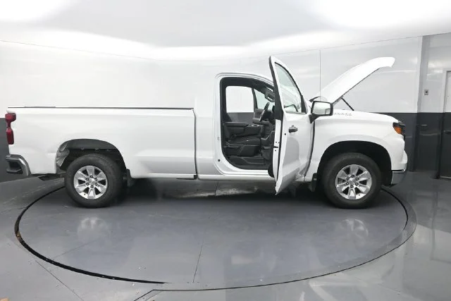 Used 2023 White Chevrolet WT image 33