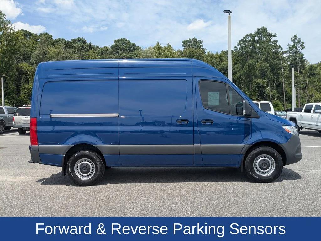 Certified Used 2026 Vanda Blue Mercedes-Benz Cargo 144 WB image 3