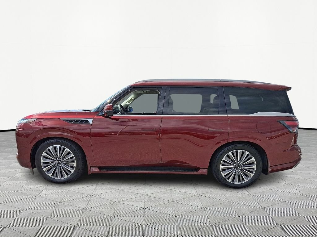 Used 2025 Red INFINITI LUXE image 4