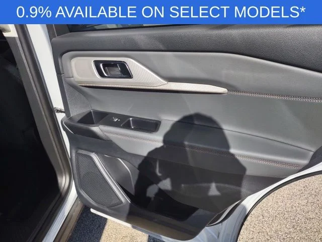 New 2026 Space White Metallic Ford Active image 18