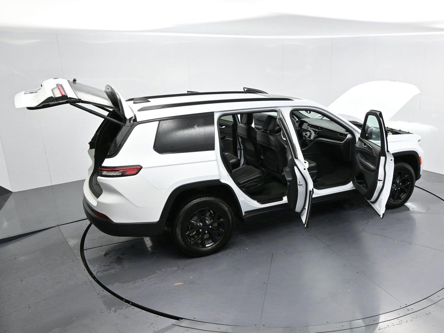 Used 2024 Bright White Clearcoat Jeep Altitude X image 44