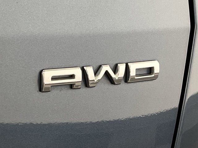 Used 2020 Blue Metallic Ford Titanium image 34