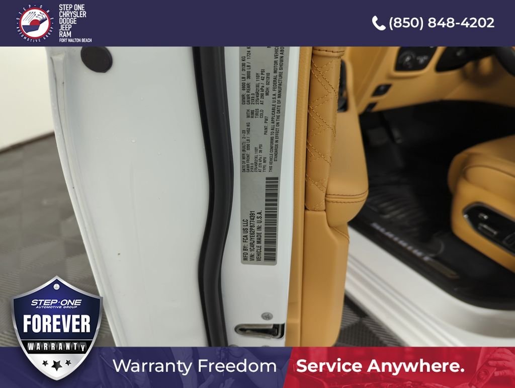 Used 2023 White Jeep Summit Reserve 4xe image 40