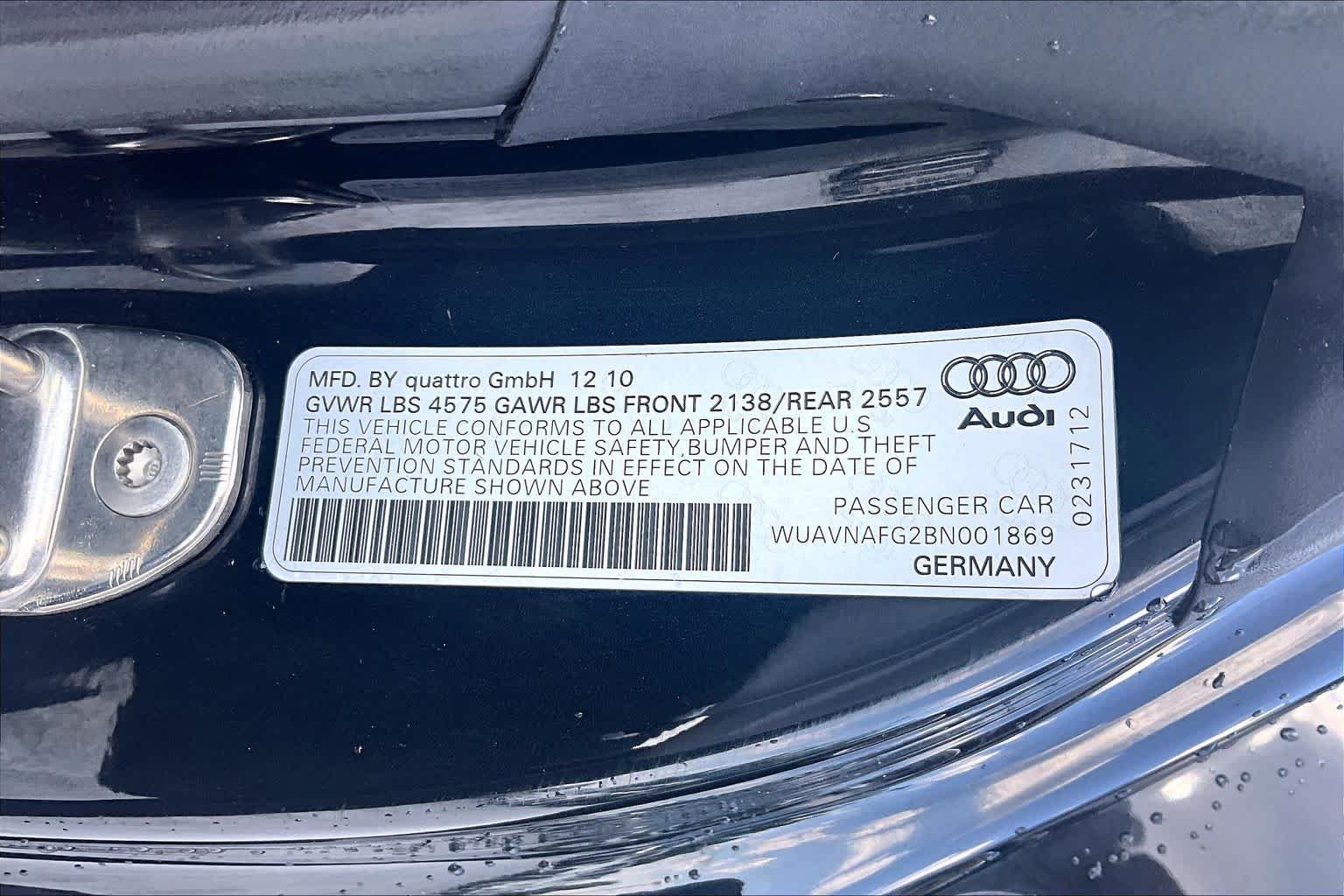 Used 2011 Phantom Black Pearl Audi 5.2L image 28