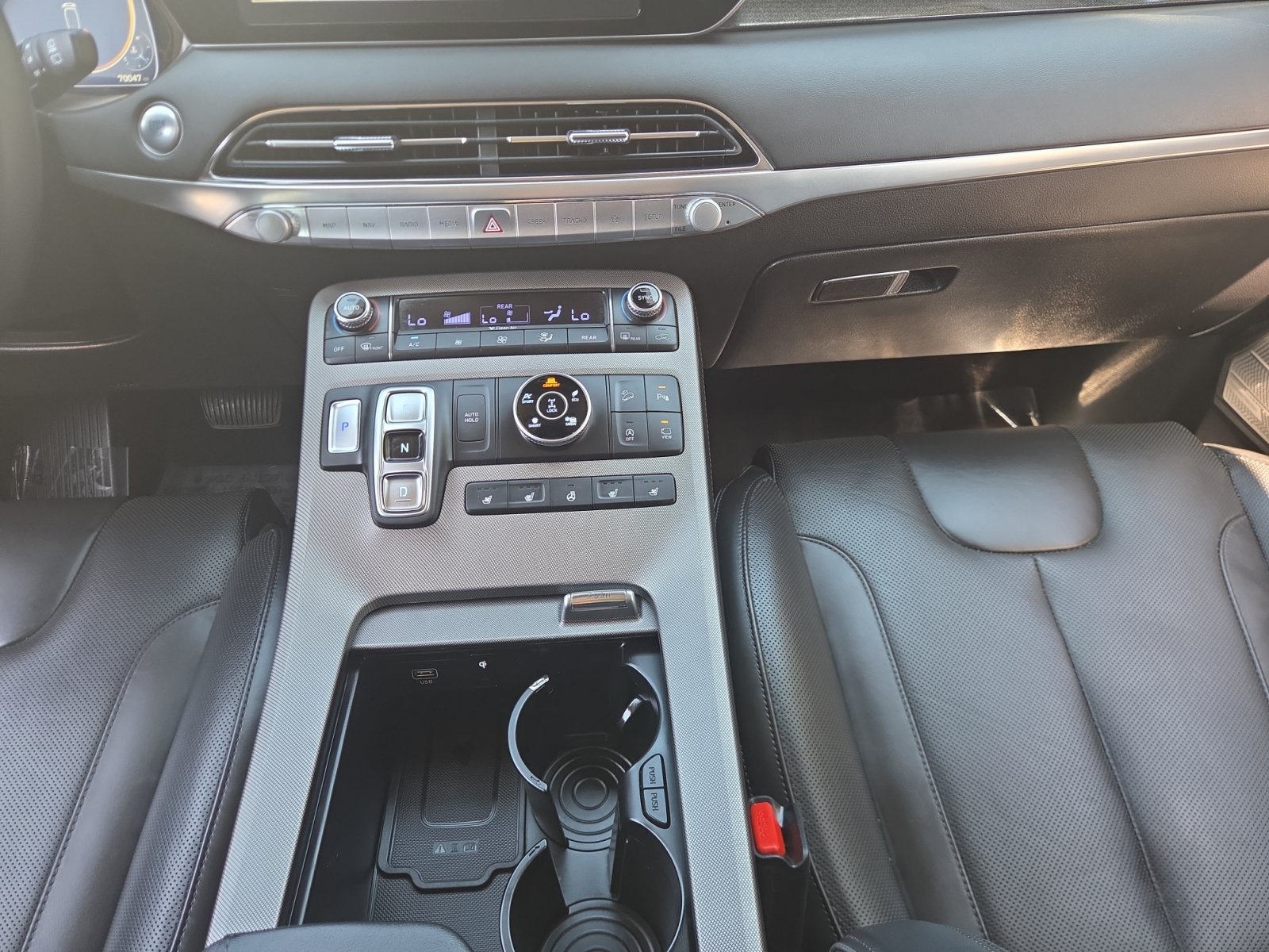 2022 Hyundai Palisade Limited - Photo 17