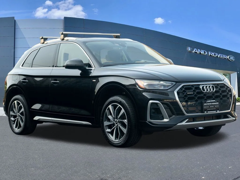 Used 2022 Black Audi 45 S line Premium image 3