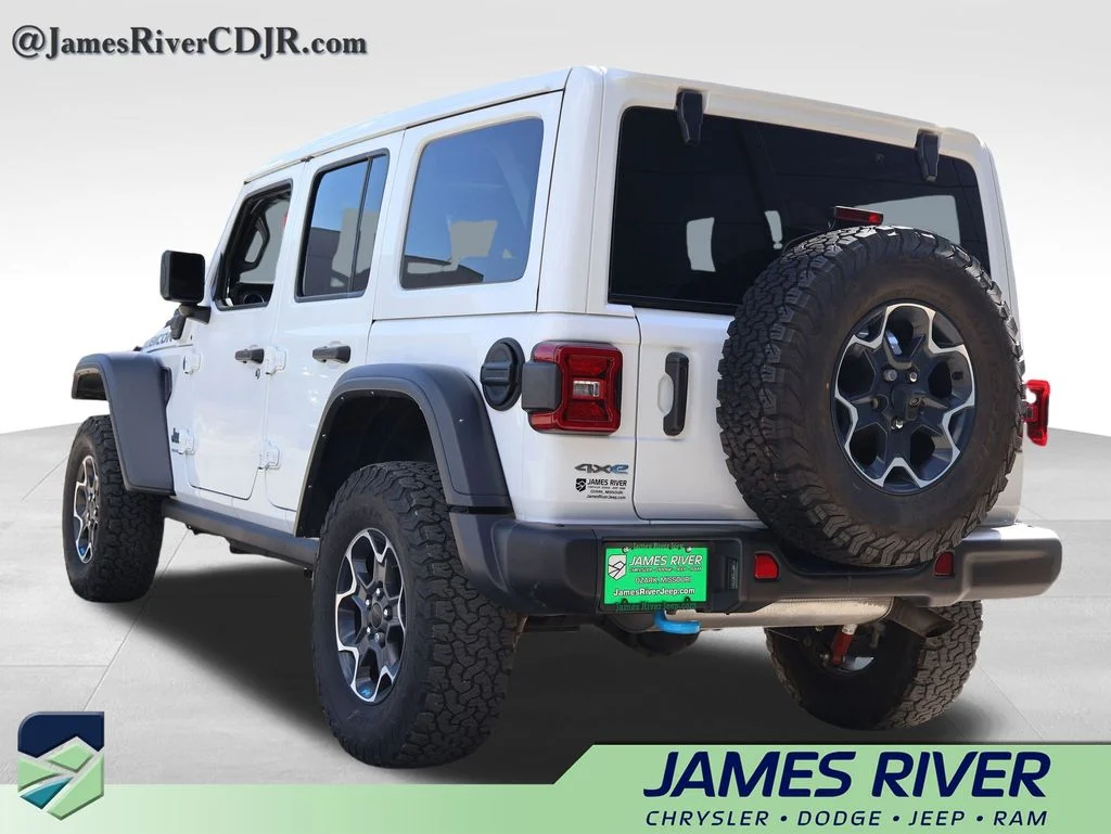 Used 2023 White Jeep Rubicon 4xe image 3