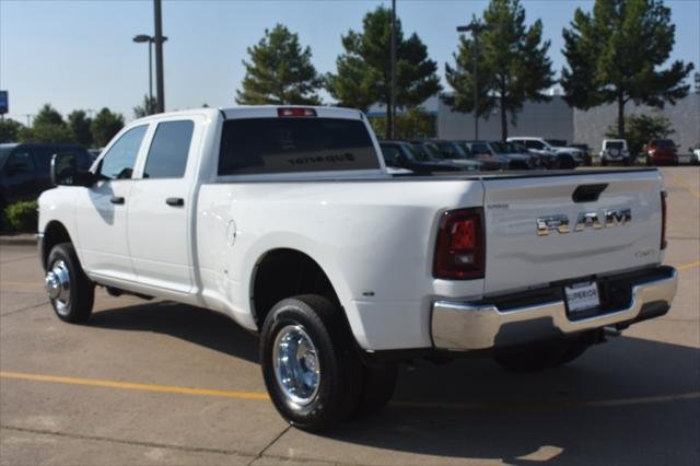 New 2026 Bright White Clear-Coat Exterior Paint RAM TRADESMAN image 8
