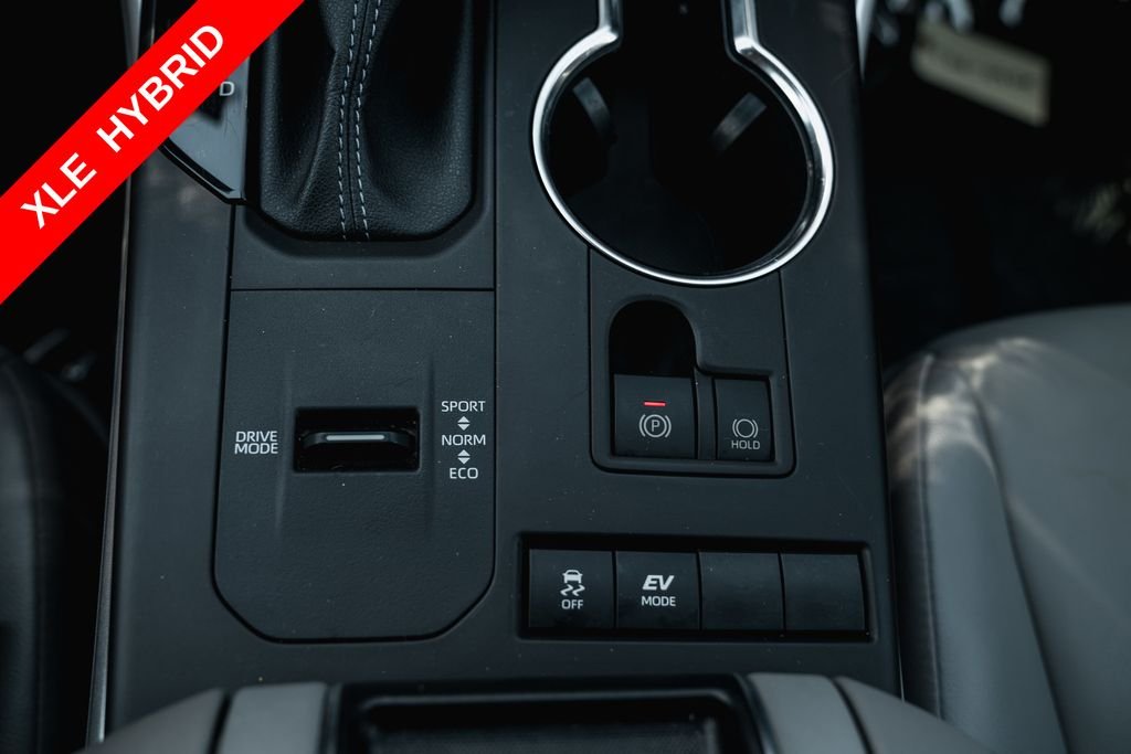 Used 2022 Magnetic Gray Metallic Toyota XLE image 20