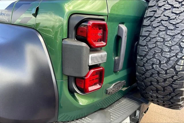 2022 Ford Bronco 4-Door Raptor - Photo 29