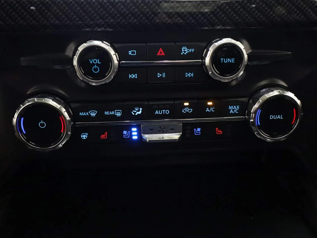 New 2026 Avalanche Ford F-250® Lariat® image 10