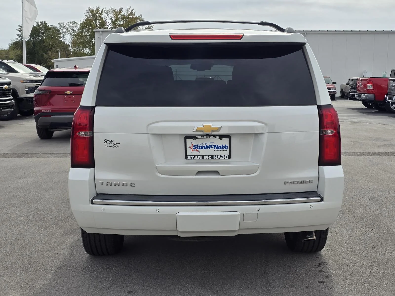 Used 2019 Iridescent Pearl Tricoat Chevrolet Premier image 6