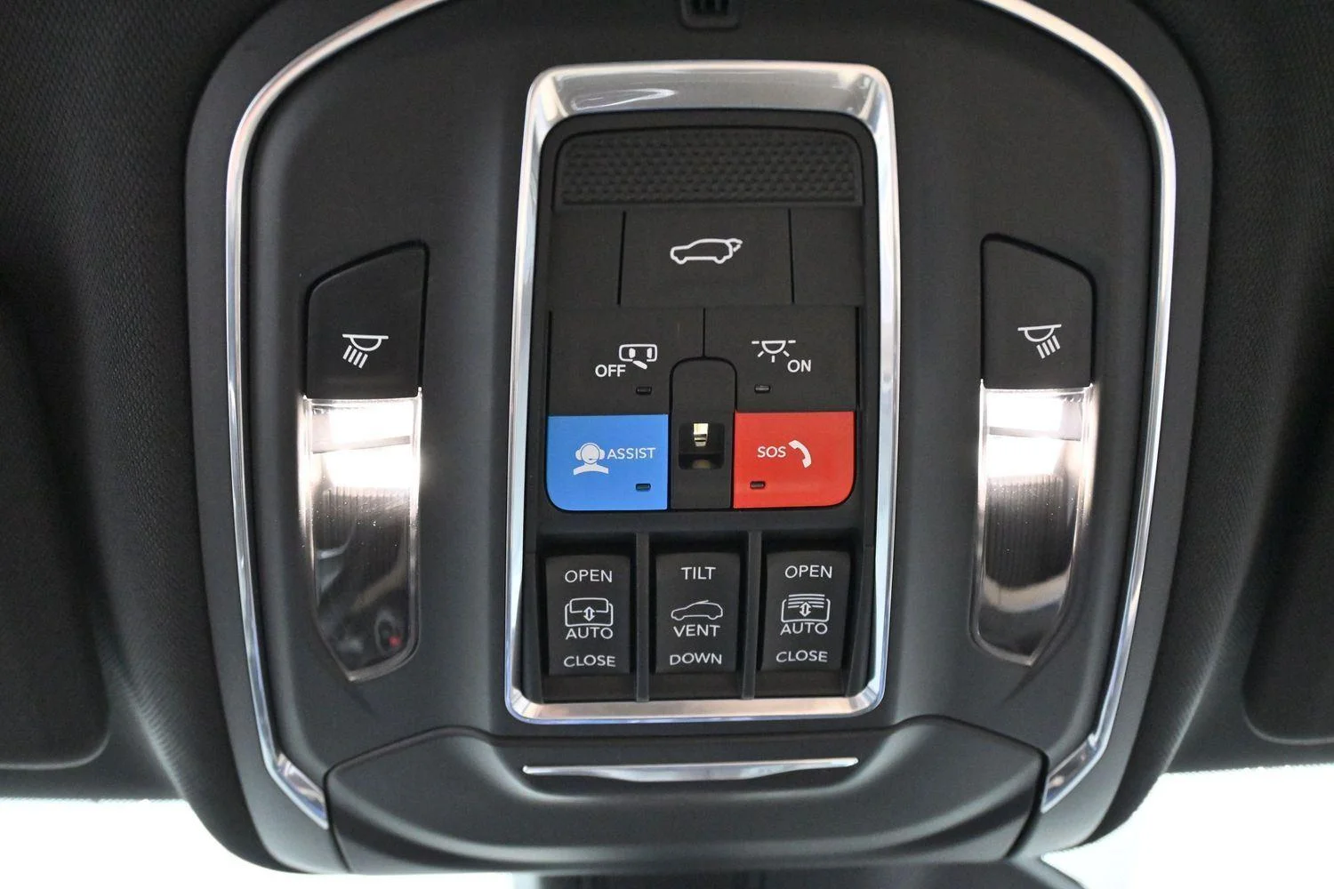 Used 2023 Velvet Red Pearlcoat Jeep Limited image 27