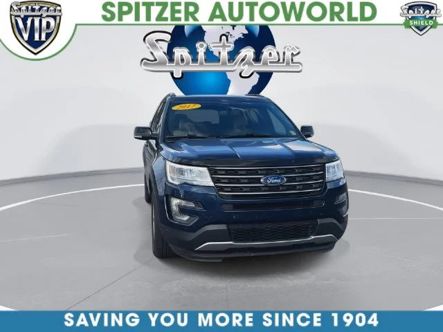 Used 2017 Blue Ford XLT image 6