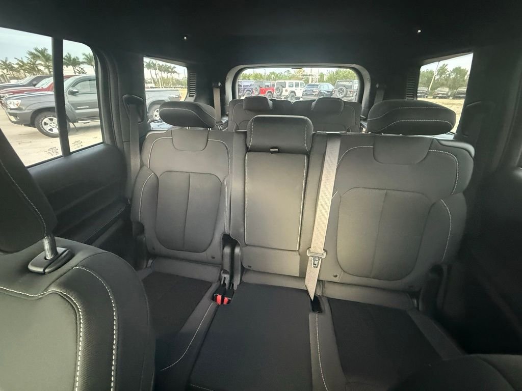 2025 Jeep Grand Cherokee L Laredo - Photo 22