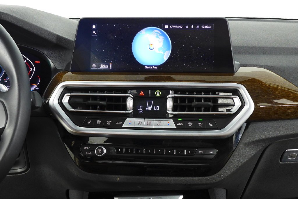 Used 2024 Alpine White BMW sDrive30i image 26