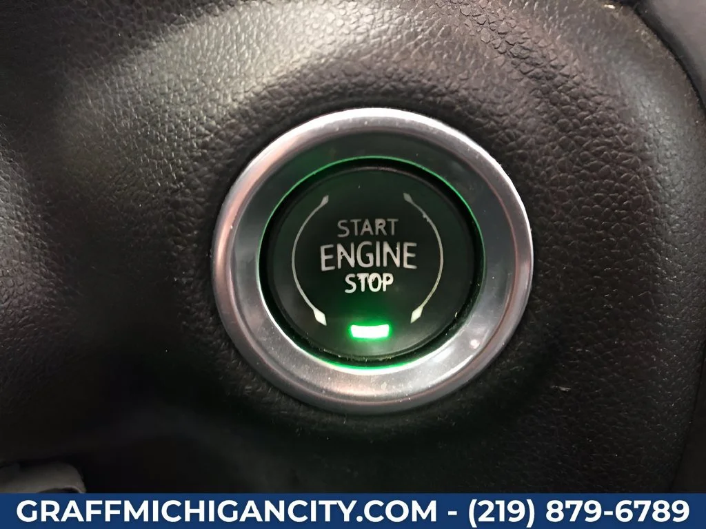 Used 2022 OXFORD BROWN METALLIC Chevrolet LT image 26