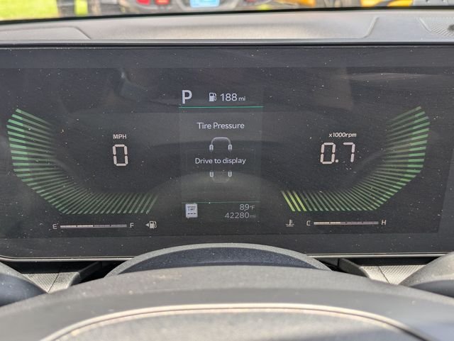 Used 2025 Gray Kia LXS image 14