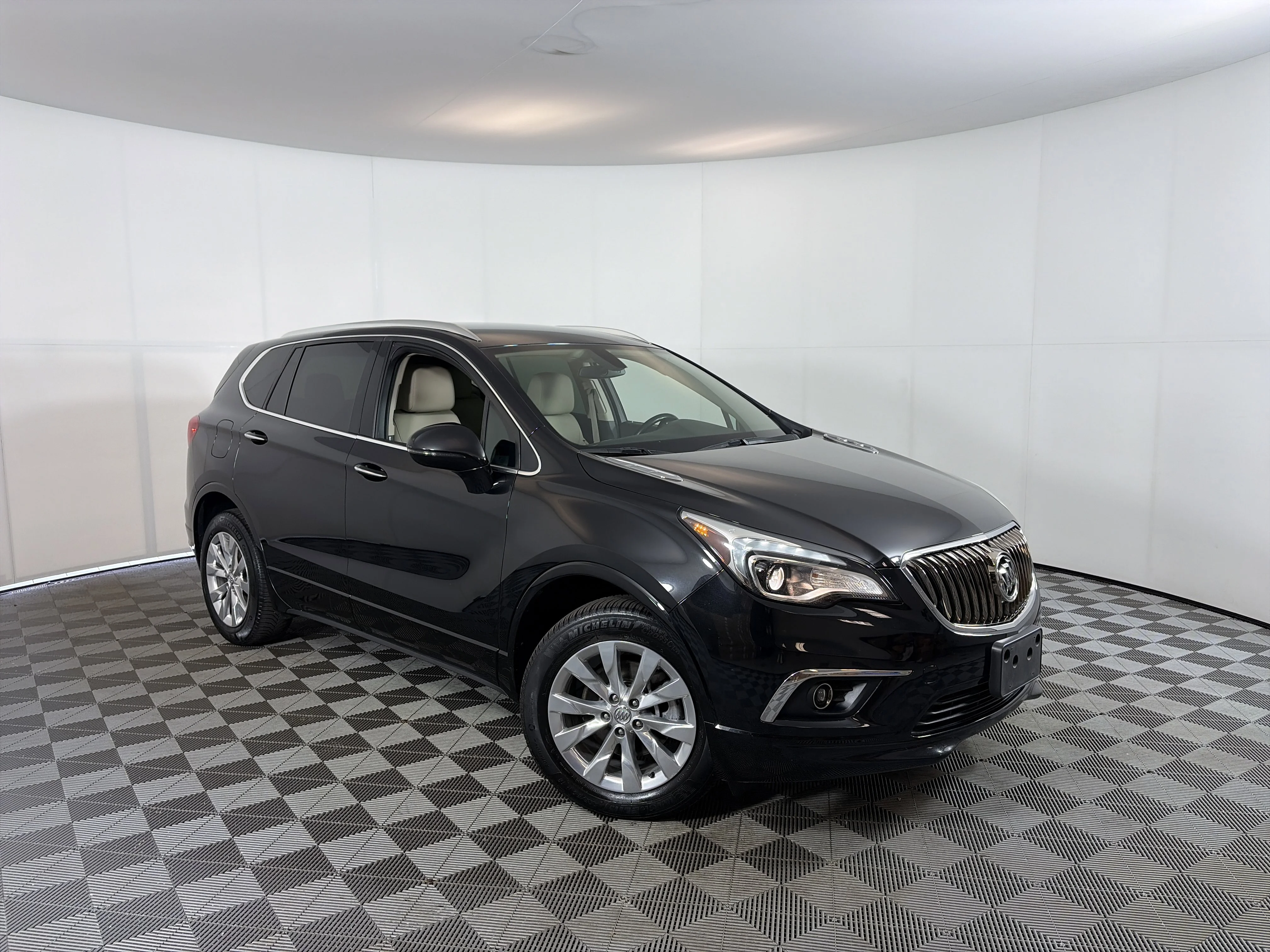 2017 Buick Envision Essence AWD's photo