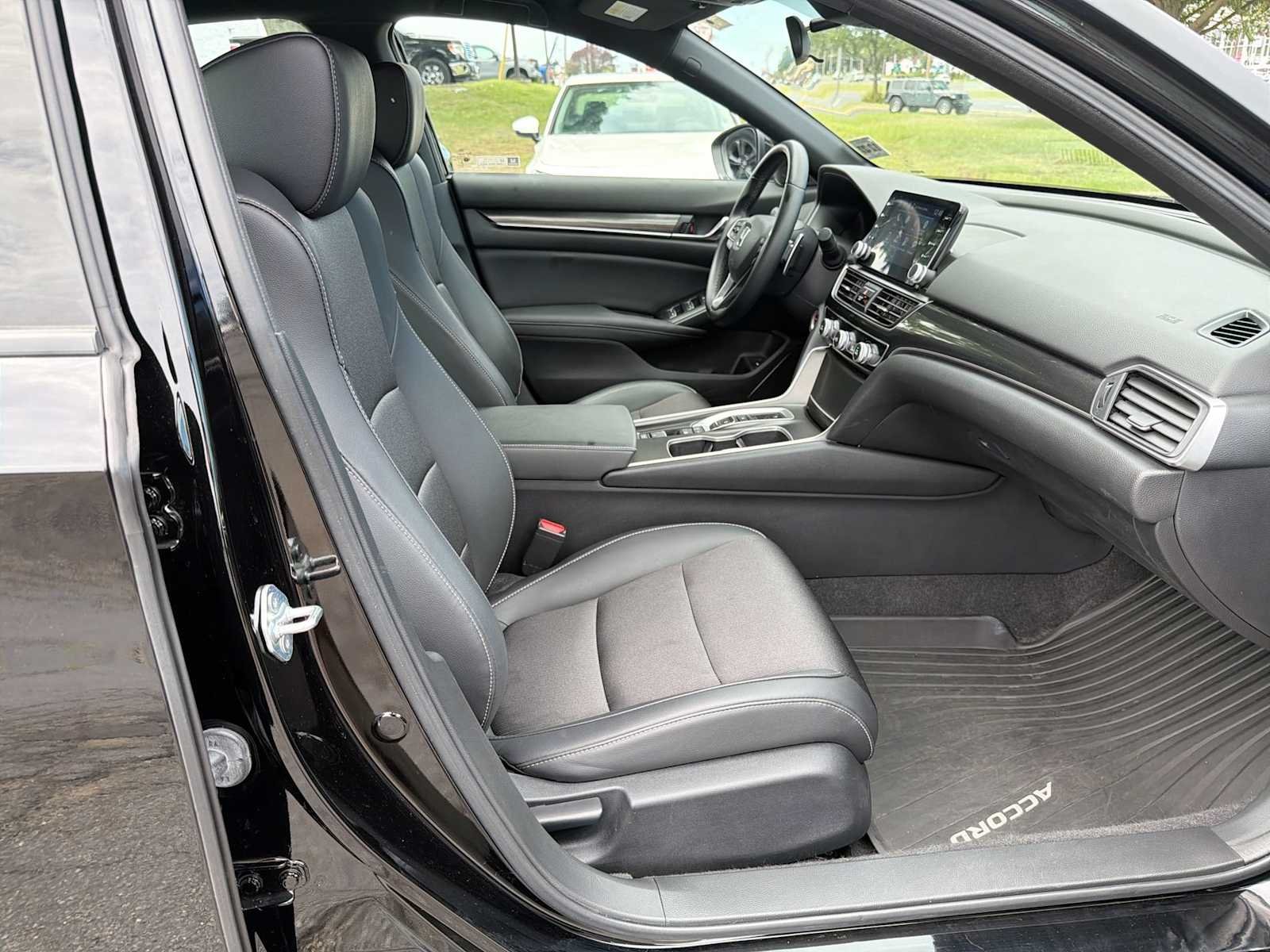 Used 2022 Crystal Black Pearl Honda Sport image 15