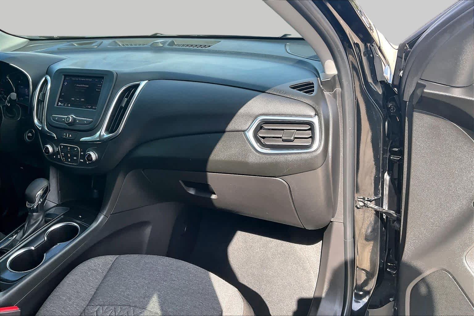 Used 2022 Mosaic Black Metallic Chevrolet LT image 18