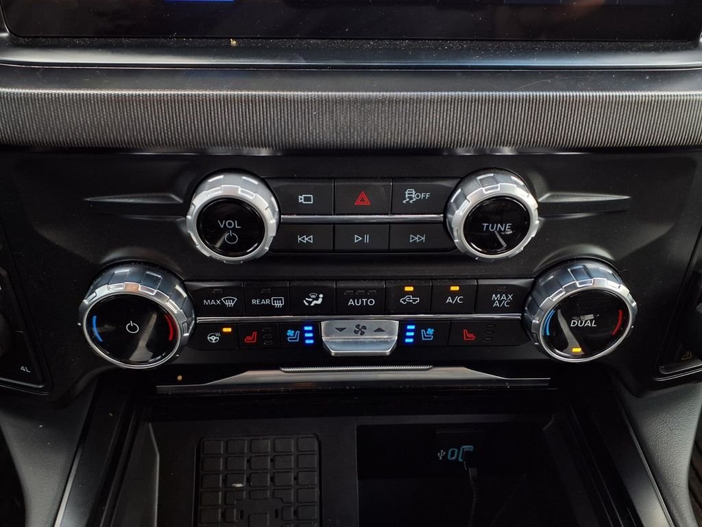 New 2026 Avalanche Ford F-350® Platinum® image 16