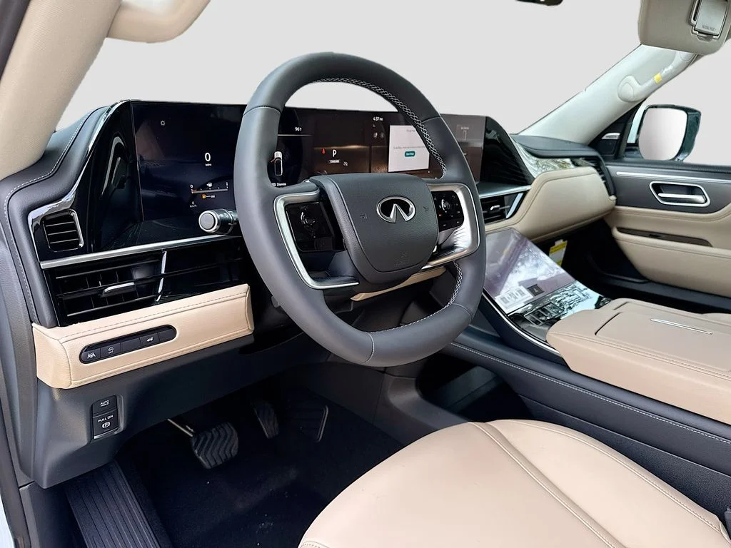 New 2026 RADIANT WHITE INFINITI Pure 2WD image 9