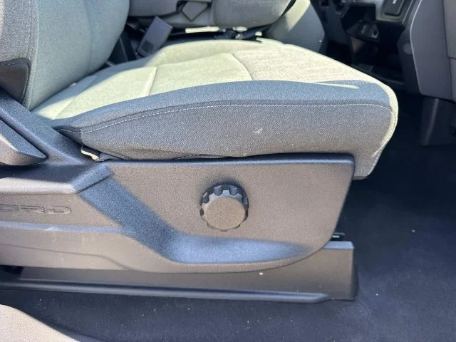 Used 2023 Silver Ford XLT image 36