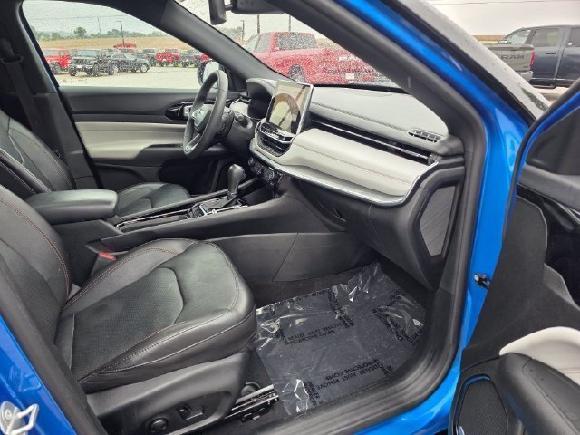 Certified Used 2023 Laser Blue Pearlcoat Jeep Limited image 16
