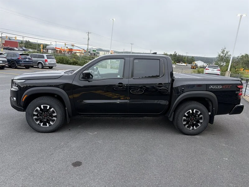 Used 2022 Black Nissan PRO-4X image 3
